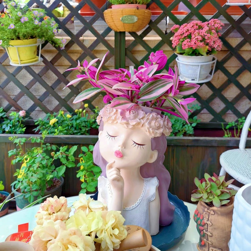 Contemplative Flower Fairy Vas - Potsticker Mold ulasan dan harga